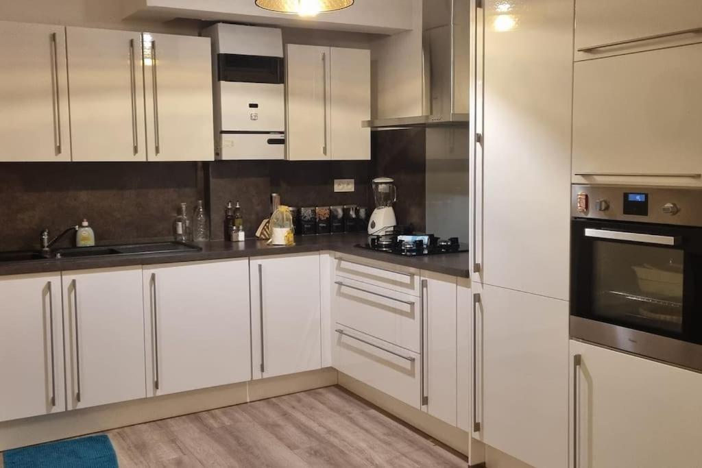 Spacieux En Plein Centre Apartment *